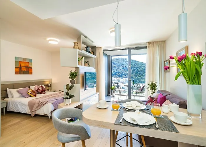 Crown - Diamond * Dubrovnik