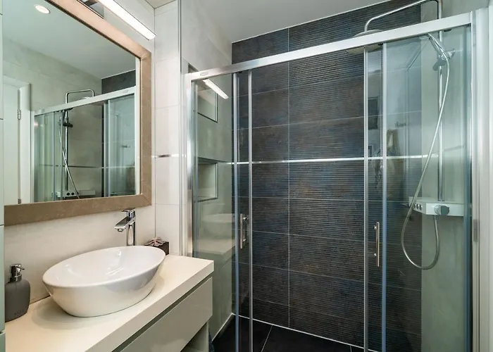 Crown - Diamond * Dubrovnik