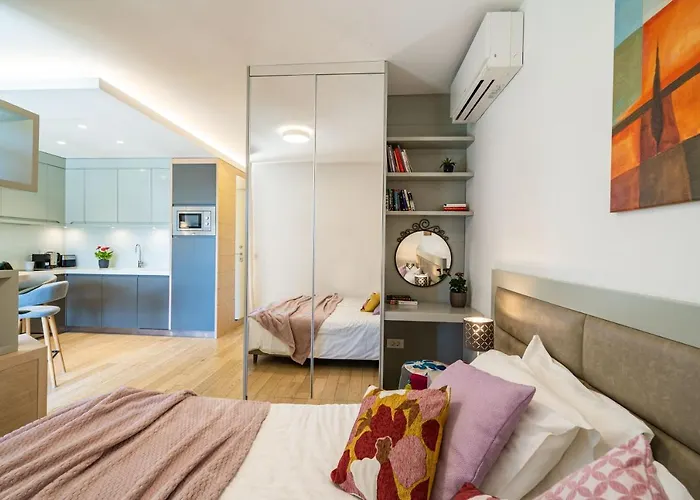 Crown - Diamond Dubrovnik